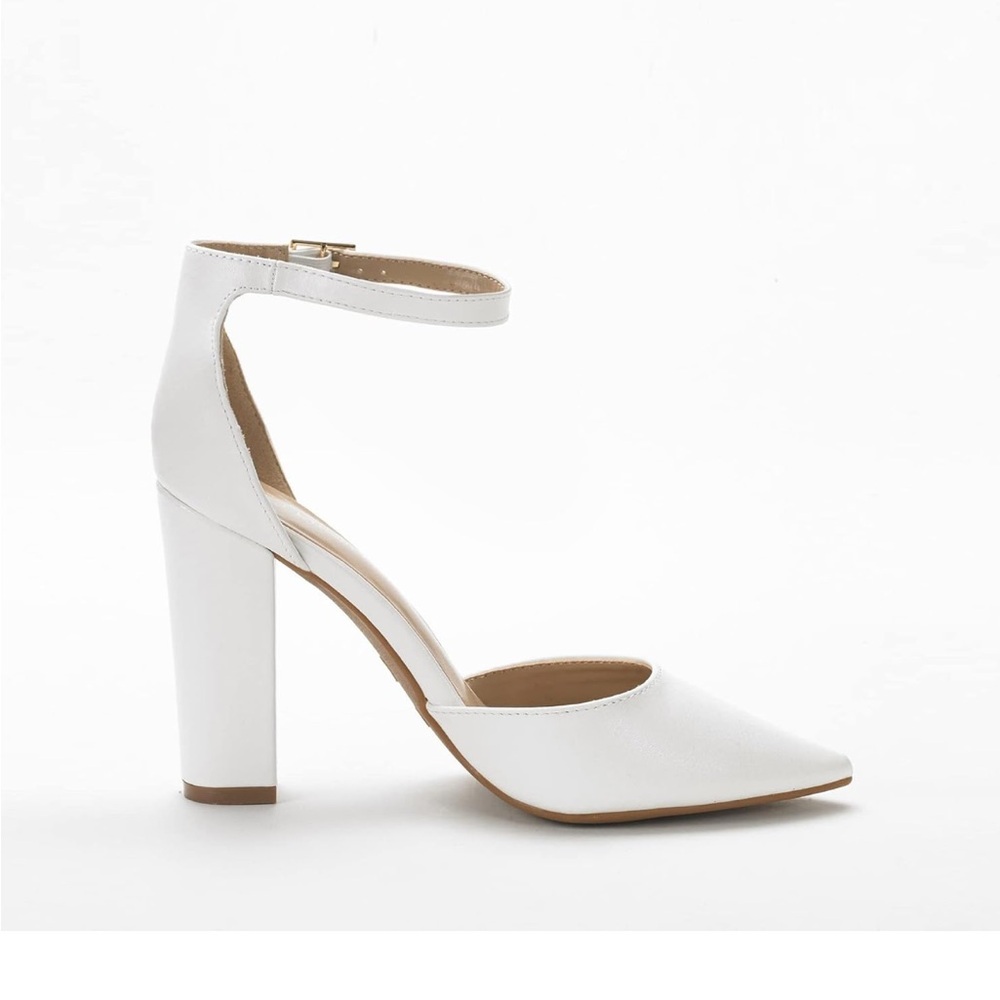 Lulu’s Wedding Heels White NWT.